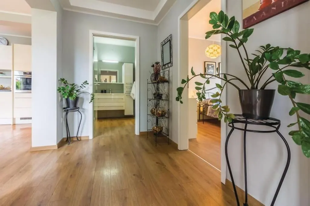 Modern And Elegant Apartment In A Quiet Part Of Pula 0*,  Croatia