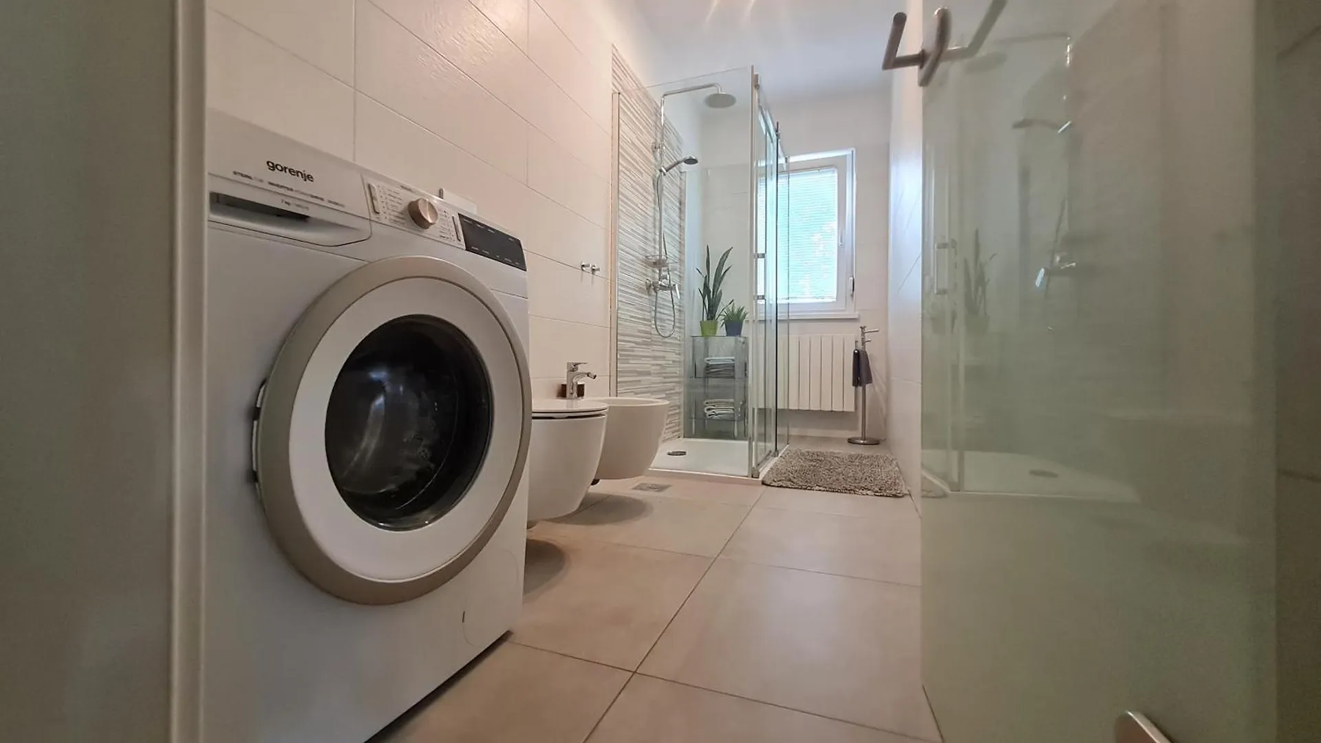 Modern And Elegant Apartment In A Quiet Part Of Pula